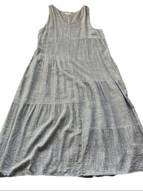 Max Studio Sleeveless Striped Maxi Dress in Blue and White. Size XL